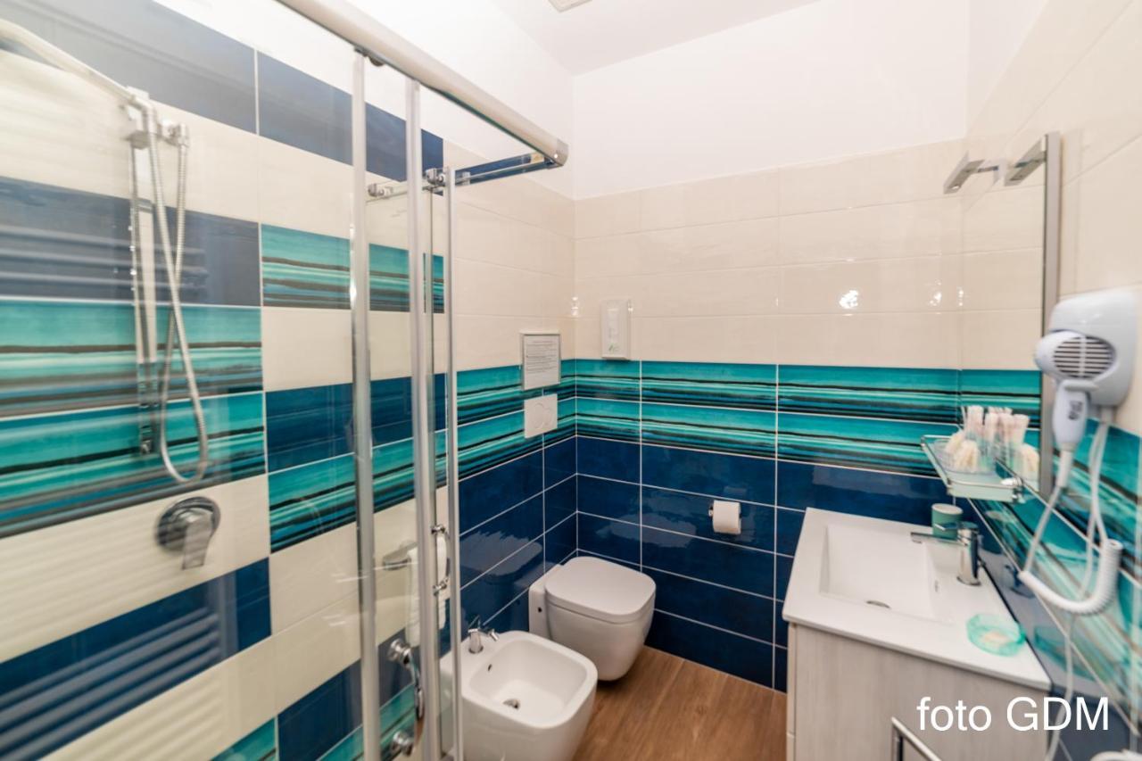 Estate4Home - Christal Сант'Аньєлло Екстер'єр фото