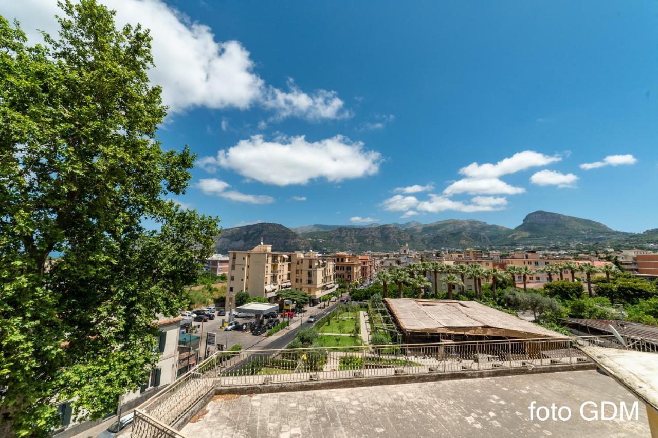Estate4Home - Christal Сант'Аньєлло Екстер'єр фото